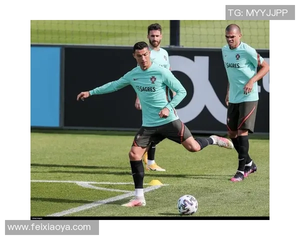 21世纪初足球球星群英荟萃掀起全球竞技风潮的辉煌时代 21世纪初足球球星群英荟萃掀起全球竞技风潮的辉煌时代