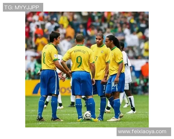 全球足球百大球星与顶级俱乐部的辉煌成就与传奇故事解析 全球足球百大球星与顶级俱乐部的辉煌成就与传奇故事解析